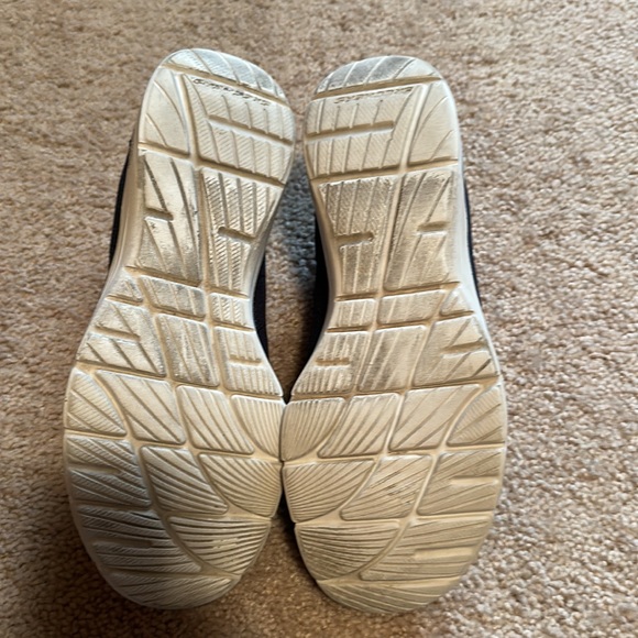 Skechers Relaxed Fit 9 - Picture 7 of 7